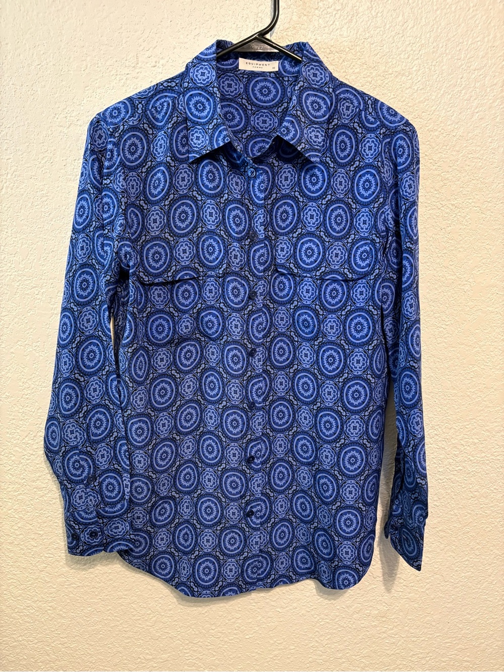 Equipment Women's Blue Medallion Print Silk Button-Down Shirt Size XS